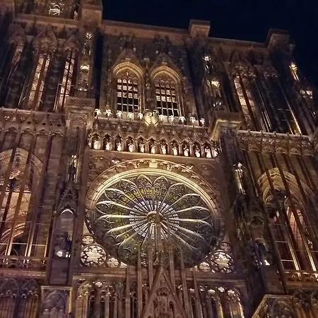 Place De La Cathedrale Apartment