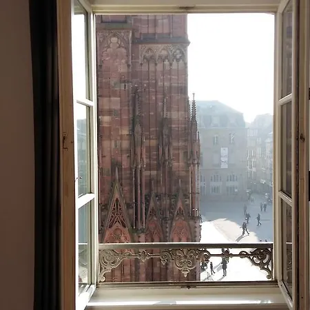 Place De La Cathedrale Апартаменты Страсбург