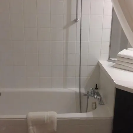 Place De La Cathedrale Апартаменты